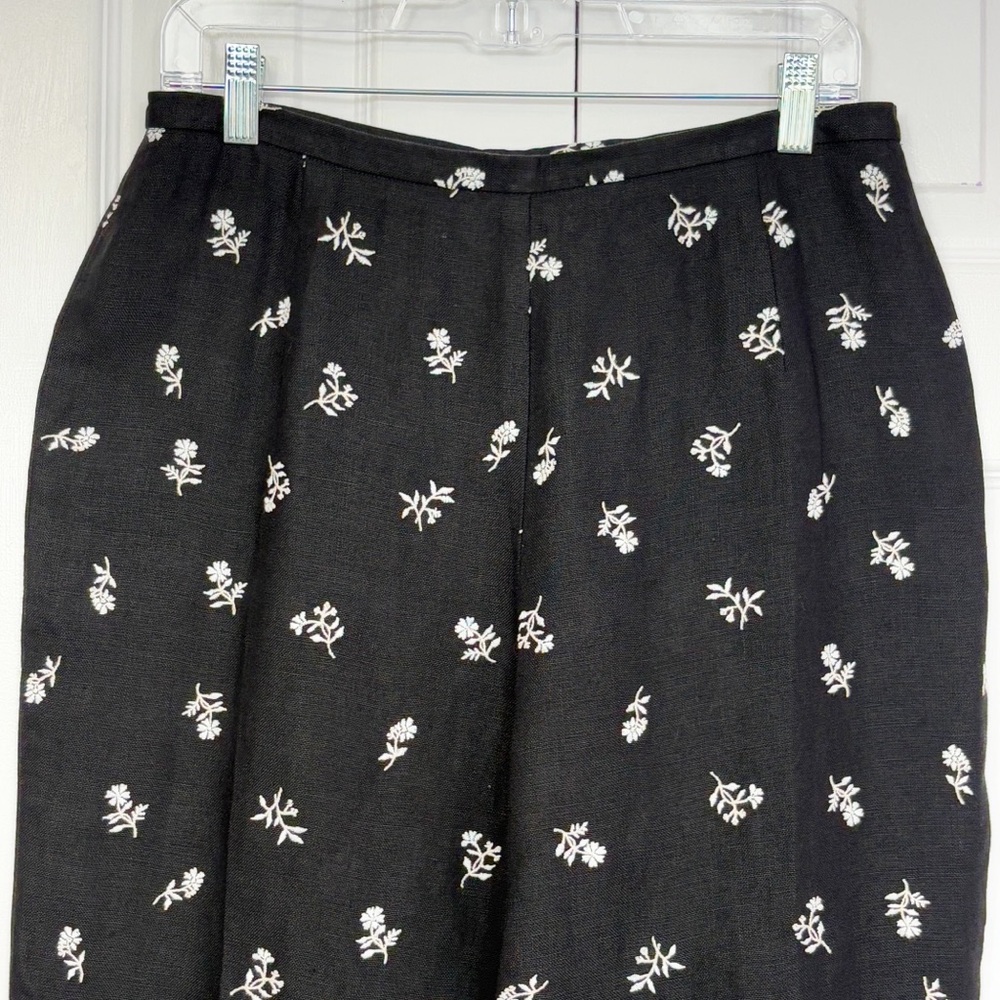 Vintage Talbots Black Floral Embroidered Linen High-Rise Crop Pants 12 - Picture 2 of 16